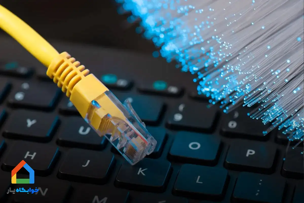 عوامل تأثیرگذار اینترنت پرسرعت بر رضایت مشتریان خوابگاه‌ها